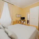 And Rossella 2 Apartment *