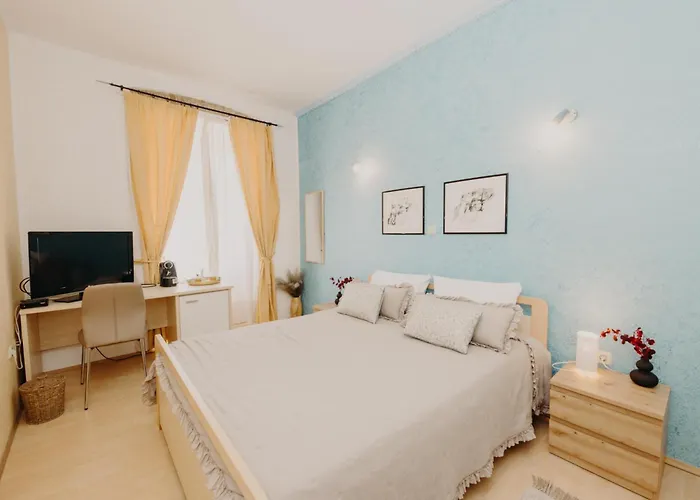 And Rossella 2 Daire