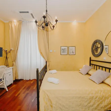 公寓 And Rossella 2