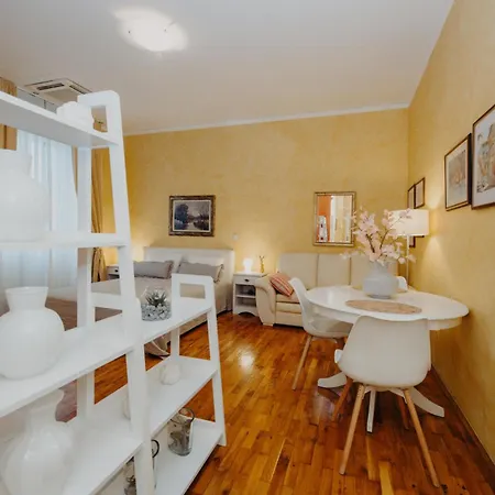 And Rossella 2 * ロヴィニ