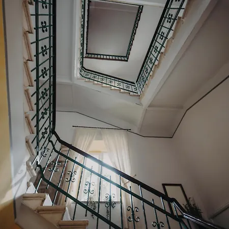 And Rossella 2 ロヴィニ